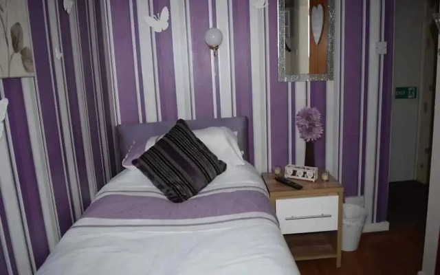 OYO Wynnstay Hotel