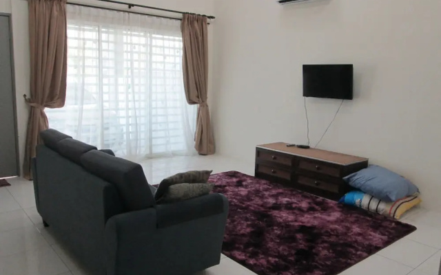 Dzel Homestay Station 18 Ipoh Tiara Lake