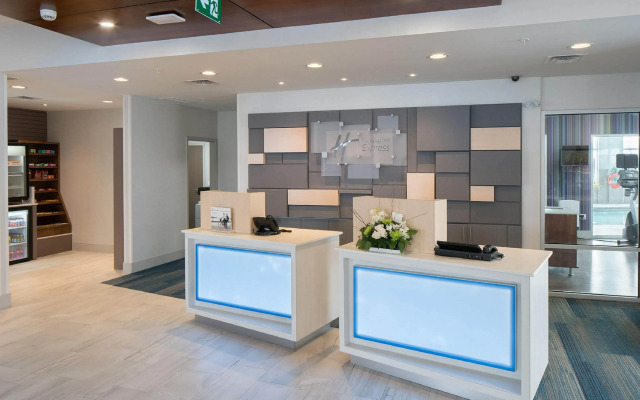 Holiday Inn Express Red Deer North by IHG