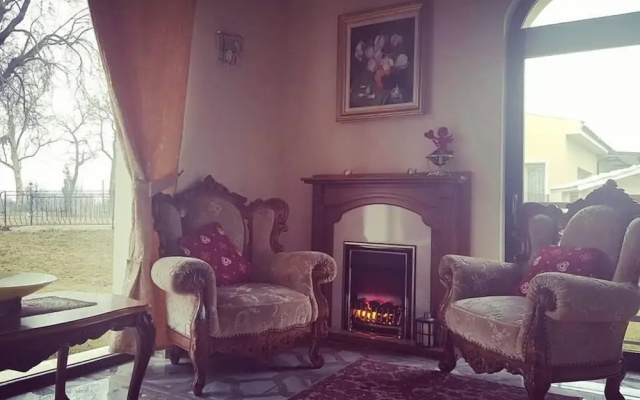 Hotel Cardinal