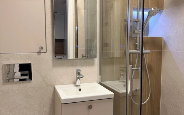 Modern Apartment PKiN Best Location