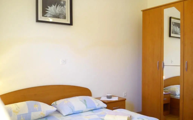 Milutinov Dvor Apartments