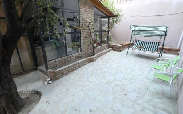 Tiflis Patio Guest House