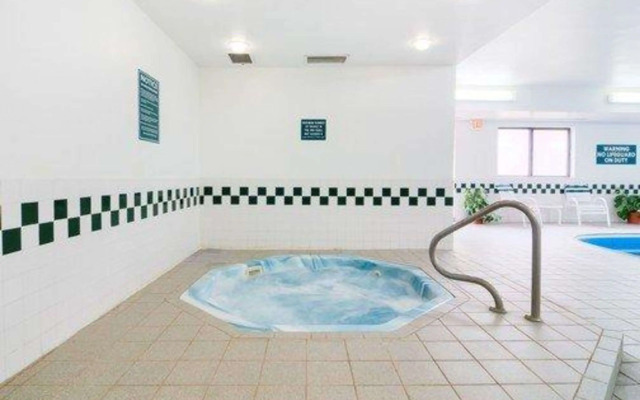 Comfort Inn Morris I-80