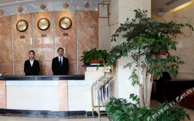 Bazhong Jiangbei Star Business Hotel (Baren Square)