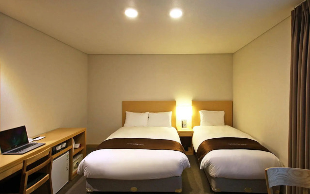 Tower Hill Hotel
