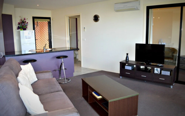 Ocean View Apt 1