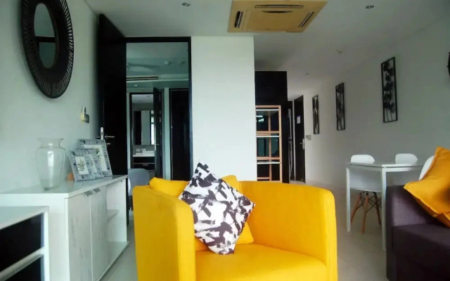 Twin Sands Private Apartment, Phuket