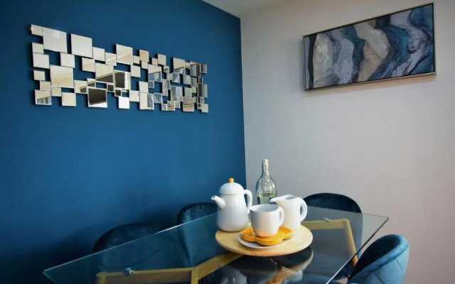 Savoy Court - Your Apartment