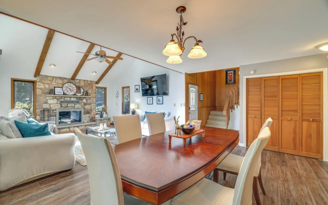 Lake Harmony Home Near Big Boulder!