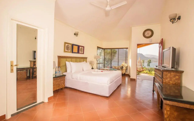 Residency Lake Resort And Spa