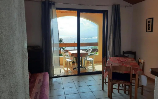 4 people apartment 350 m from the sea