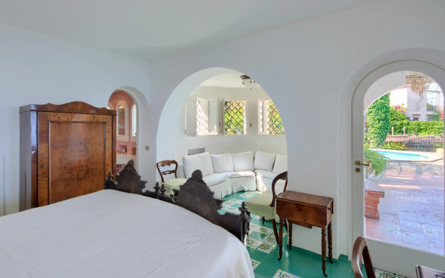 Estate4home - Villa Bougainville
