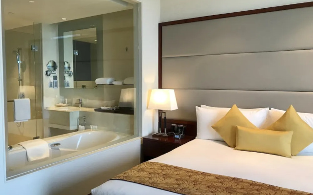 Crowne Plaza Kochi