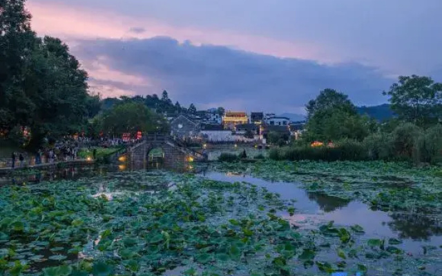 Huangshan Chengkan Yongxing Lake Homestay