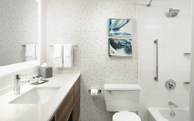 Crowne Plaza Houston Med Ctr-Galleria Area by IHG