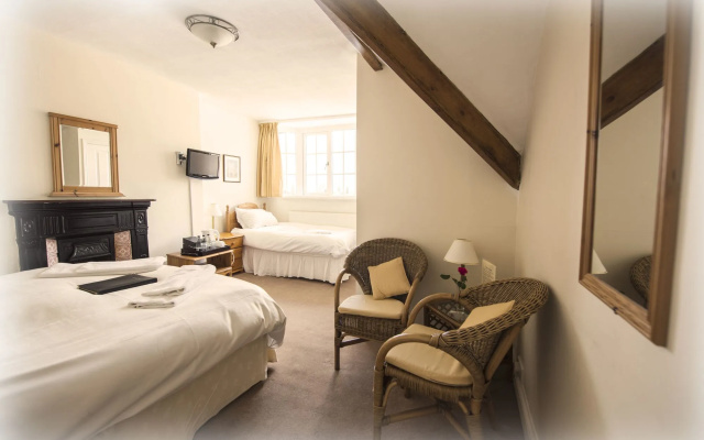 St Raphael Guest House