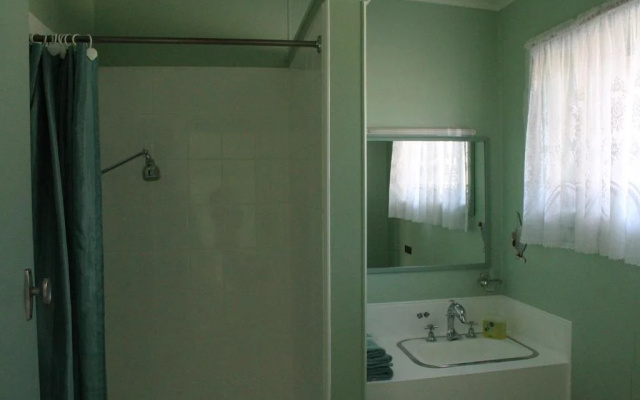 Inverloch Motel