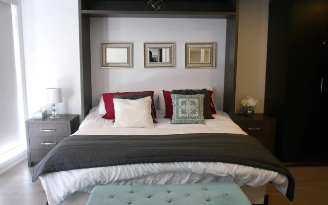 Newly Designed 1BR Condo