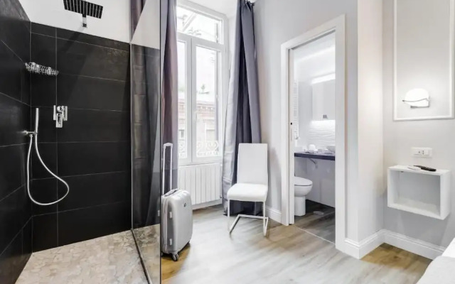 Opera Private Suites