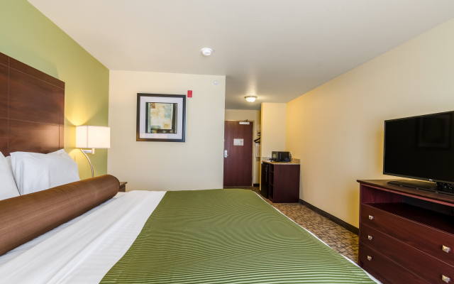 Cobblestone Hotel & Suites - McCook