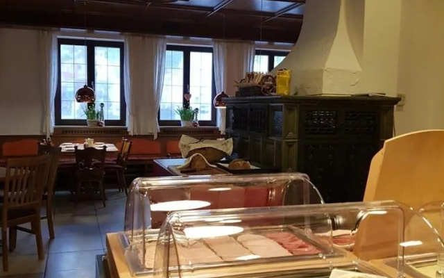 Tiroler Landgasthaus Besenkammerl