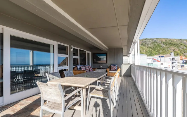 Dutton's Cove Guesthouse