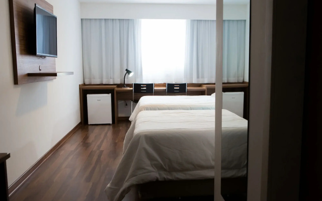 Trade Hotel