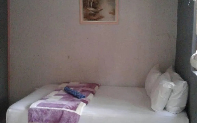 Royal Crown Guesthouse