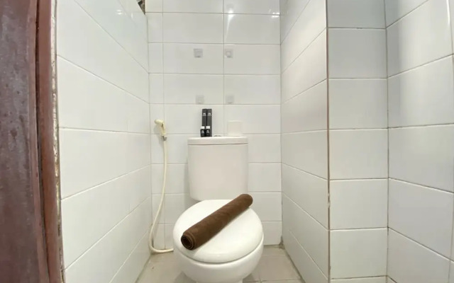 Spacious Studio Room At Gateway Ahmad Yani Cicadas Apartment