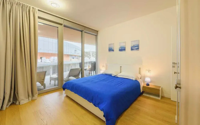 Waterfront Acquario House