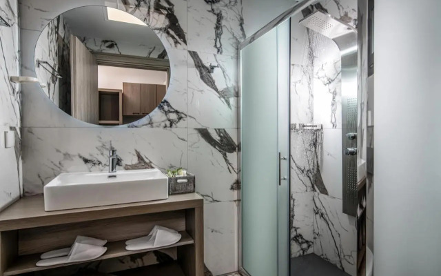 Ebenus Suites by Checkin