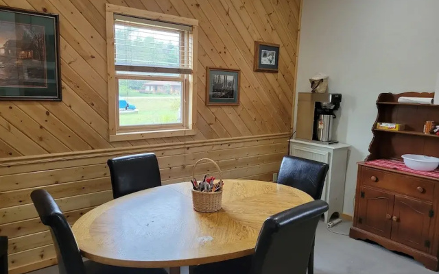 Dog-Friendly The Lodge Home in Quiet Location by RedAwning