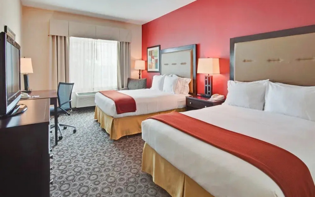 Holiday Inn Express Banning