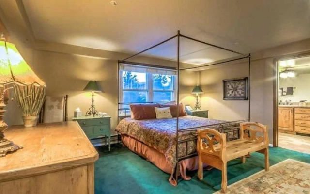 Torian Plum Condominiums