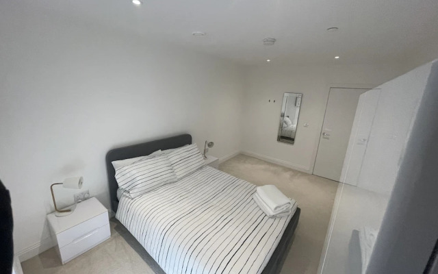 Remarkable 2-bed Apartment in London