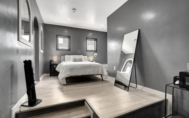 Elegant En Suite Studio