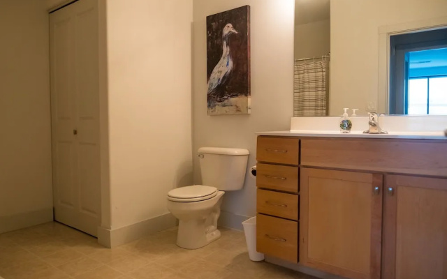 Spacious Townhome Apartments