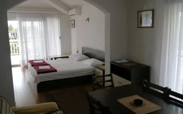 Apartment Joško