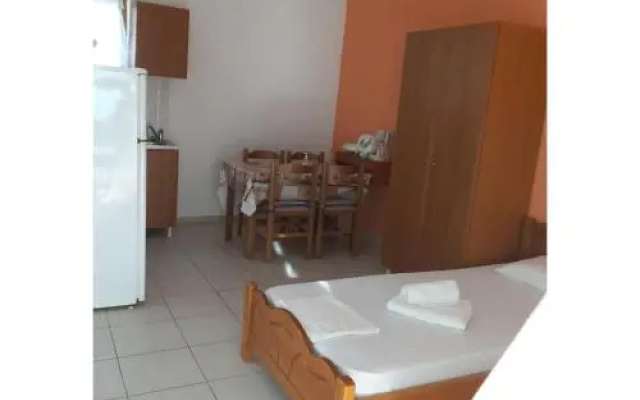 Artolithia Apartments