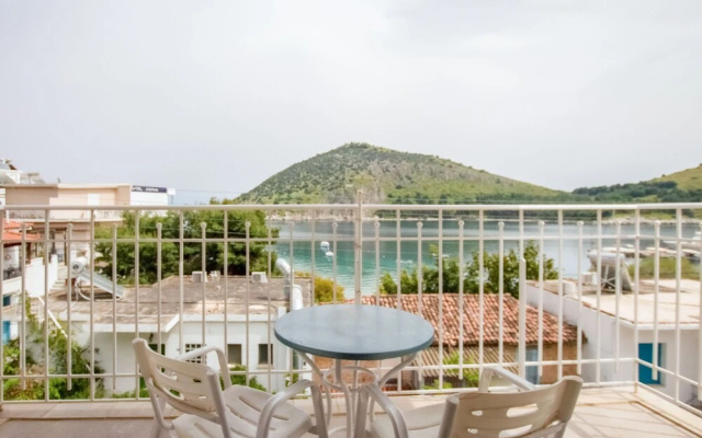 Akrotopi Apartments