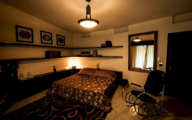 Los Tulipanes Hotel Boutique