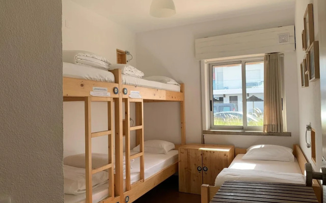 Wax Hostel & Apts