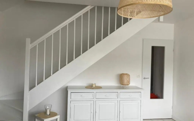 BEL APPARTEMENT duplex PORT DE PERROS GUIREC