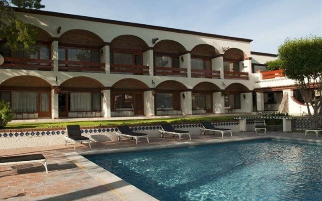 Cantesse Hotel