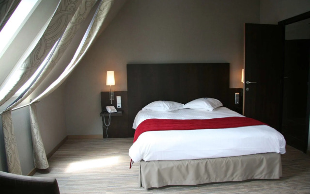 Biznis Hotel