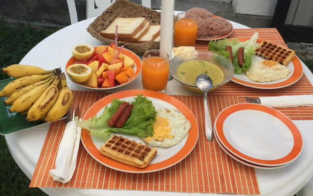 Apna Homestay Apartments