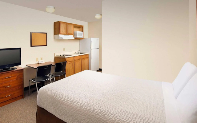 WoodSpring Suites Jacksonville Beach Blvd