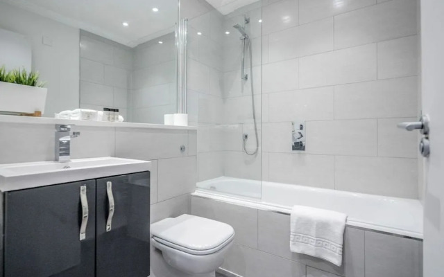 Roomspace Serviced Apartments - River House