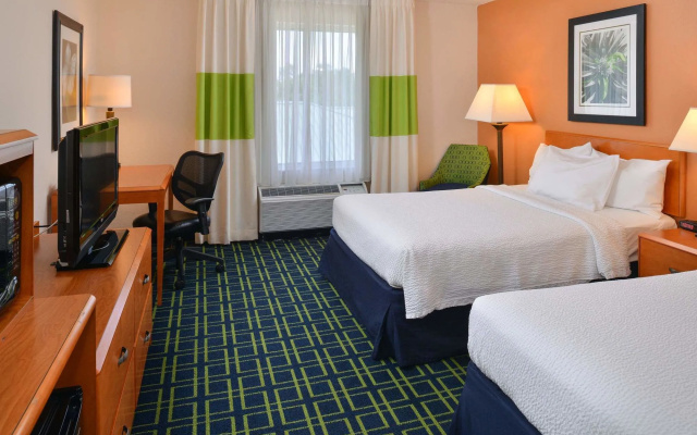Fairfield Inn & Suites Charleston North/University Area